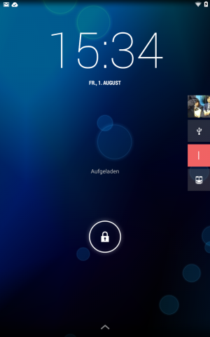 So k&ouml;nnen Nutzer bei Carbon ROM wie bei AOKP ihre Systembenachrichtigungen als kleine Reiter auf dem Sperrbildschirm anzeigen lassen. (Screenshot: Golem.de)